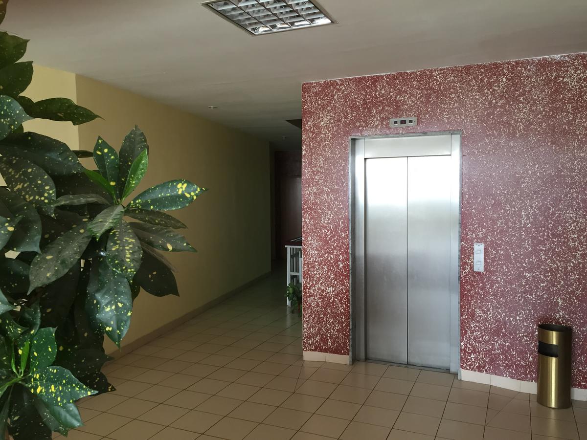 White Palace Hotel Antananarivo Bagian luar foto
